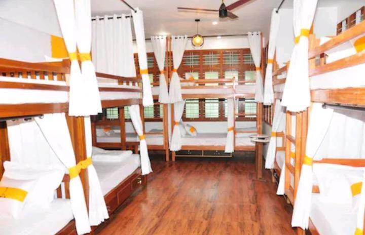 Mother'S Inn Homestay Kochi Exterior foto
